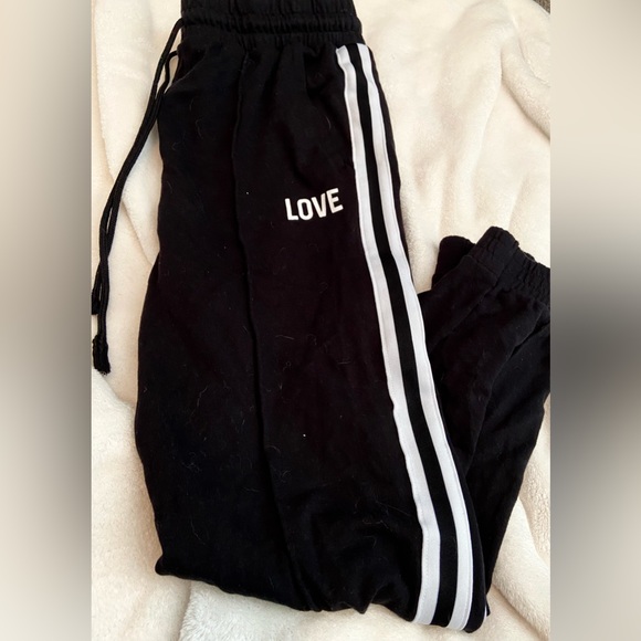 Joggers - Picture 2 of 5